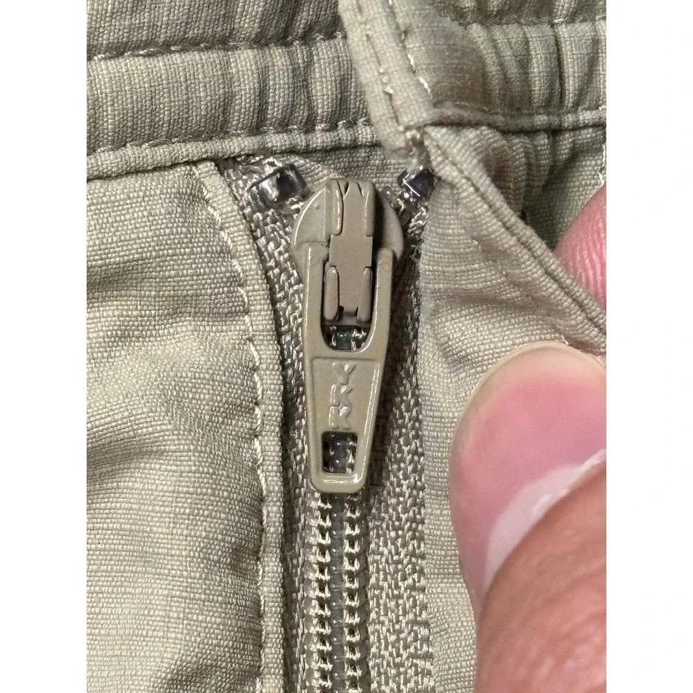The North Face Mens Tan Khaki Nylon Ripstop Hiking Pants Size 30X31 T338 CZ17‎